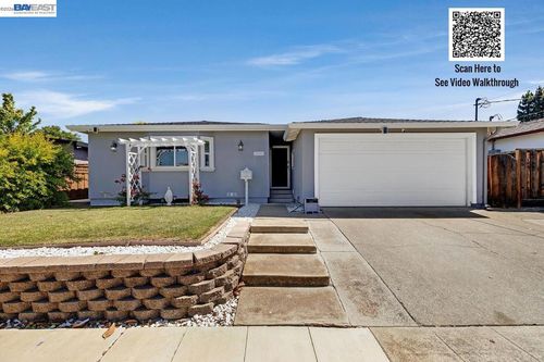 30532 Carroll Ave, Hayward, CA, 94544-7345 | Card Image