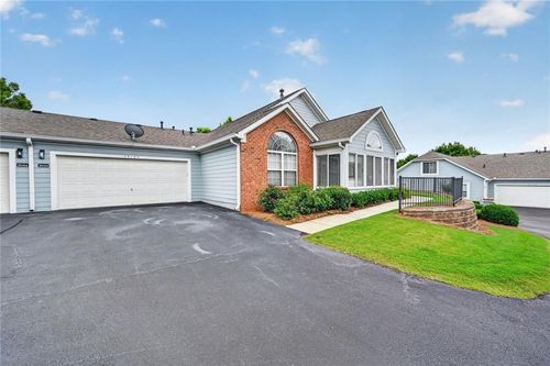 35-35104 Harvest Ridge Ln, Johns Creek, GA, 30022-8634 | Card Image