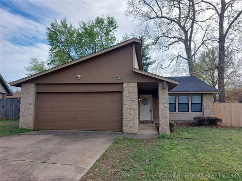 9132 S 89th East Ave, Tulsa, OK, 74133-5601 | Card Image