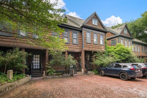 2-247 River St, Cambridge, MA, 02139-4572 | Card Image