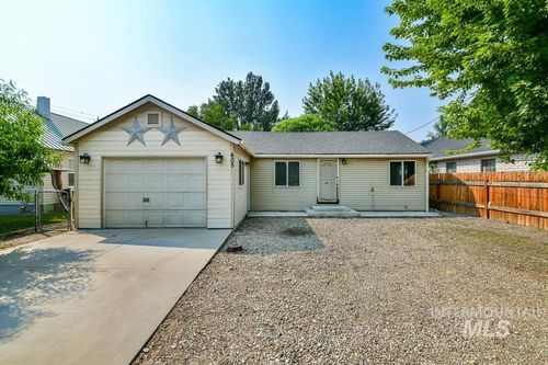 405 W Owyhee, Homedale, ID, 83628 | Card Image