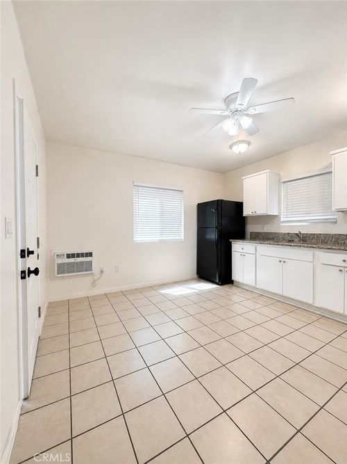 2-319 Hermosa Ave, Long Beach, CA, 90802-3845 | Card Image