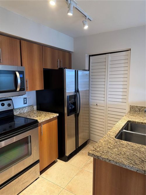 e-1205 Crystal Way, Delray Beach, FL, 33444-1023 | Card Image