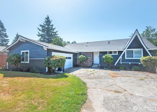 110 Paradise Pkwy, Granite Falls, WA, 98252-8449 | Card Image