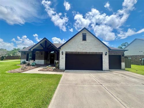 2337 Shalmar Dr, West Columbia, TX, 77486-9676 | Card Image