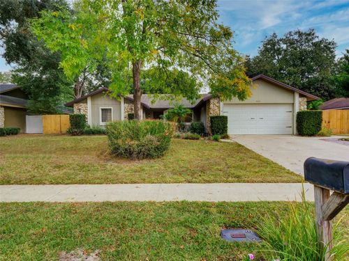 8825 Larwin Lane, ORLANDO, FL, 32817 | Card Image