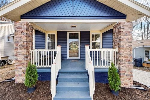 4015 E 68th Ter, Kansas City, MO, 64132-1441 | Card Image