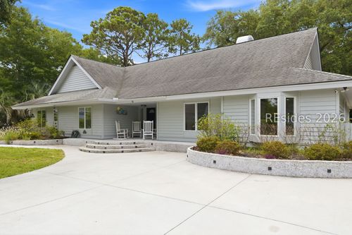 35 Outpost Ln, Hilton Head Island, SC, 29928-3800 | Card Image