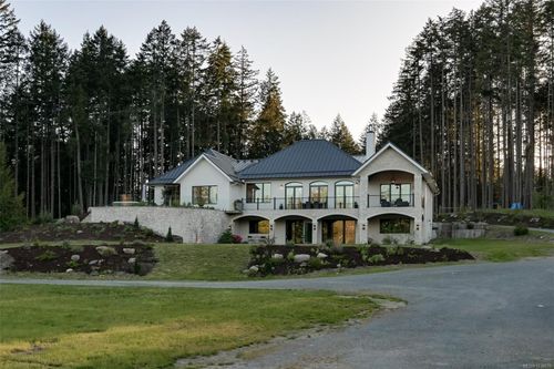 4939 Waters Rd, Duncan, BC, V9L6S9 | Card Image