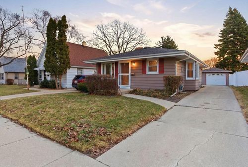 1521 Illinois Street, RACINE, WI, 53405 | Card Image