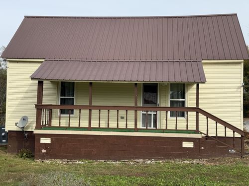 106 Franklin St, Estill Springs, TN, 37330-3221 | Card Image