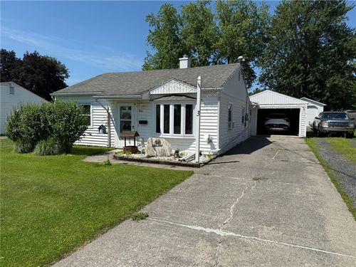 3 Barham Ave, Waterloo, NY, 13165-1610 | Card Image