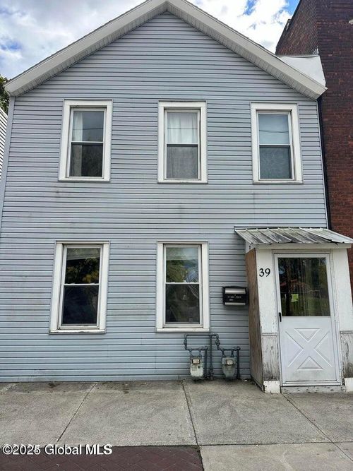 1-39 Douw St, Troy, NY, 12180-1203 | Card Image