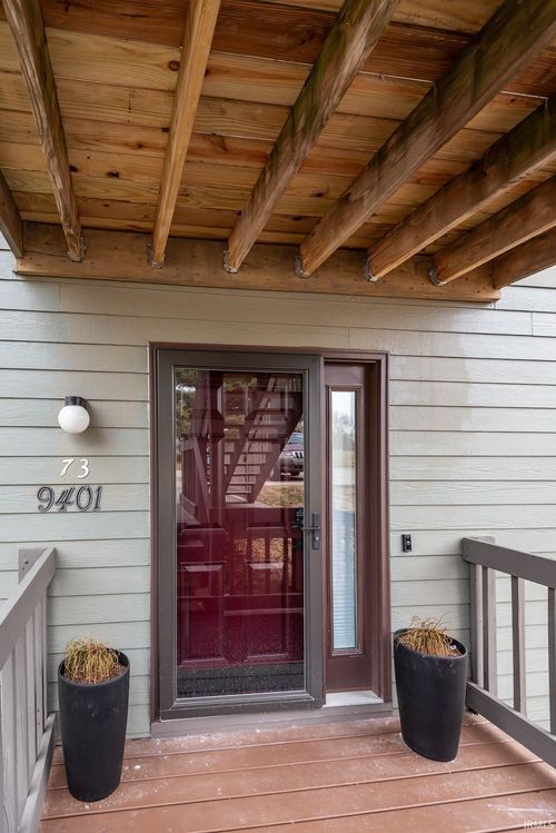9401 S Pointe Retreat Drive, Bloomington, IN, 47401-8430 | Card Image