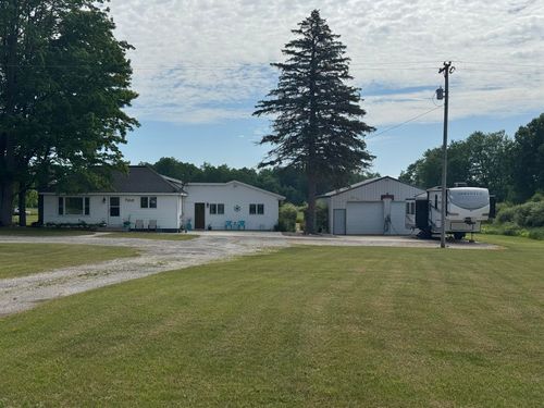 700 N Stevens Rd, Lake City, MI, 49651-9565 | Card Image
