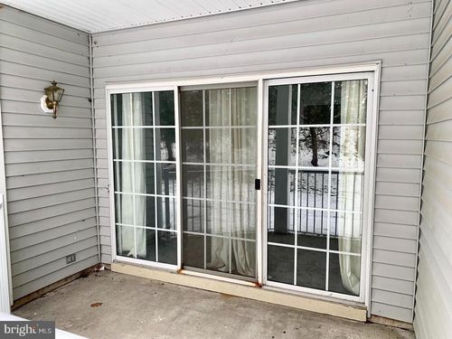 15 Lehavre Ct, Hamilton, NJ, 08619-4720 | Card Image