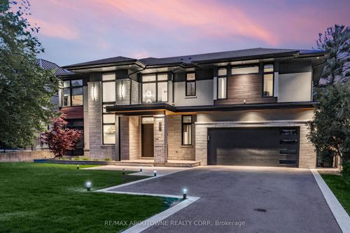 215 Morden Rd, Oakville, ON, L6K2S2 | Card Image