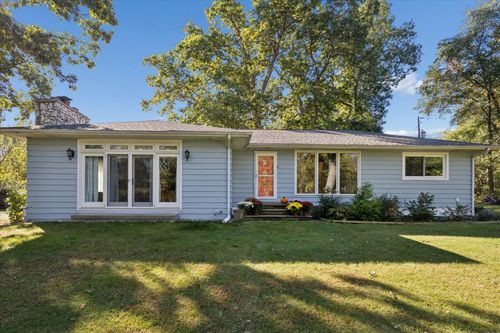 3090 Burn Lynd St, Niles, MI, 49120-9413 | Card Image