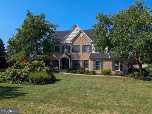4748 Macgregor Dr, Schwenksville, PA, 19473-2145 | Card Image
