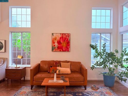 360 Gull Pl, Pittsburg, CA, 94565-2076 | Card Image