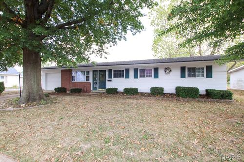 812 N Maple St, Owensville, MO, 65066-1237 | Card Image