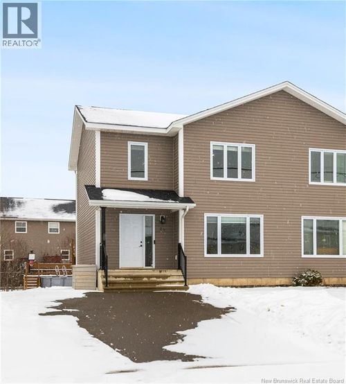 23 Gambia St, Moncton, NB, E1G5S7 | Card Image