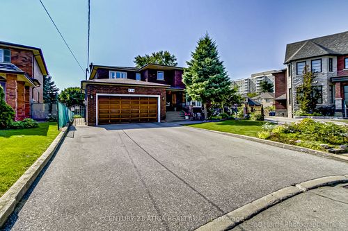 119 Glen Long Ave, North York, ON, M6B2M4 | Card Image