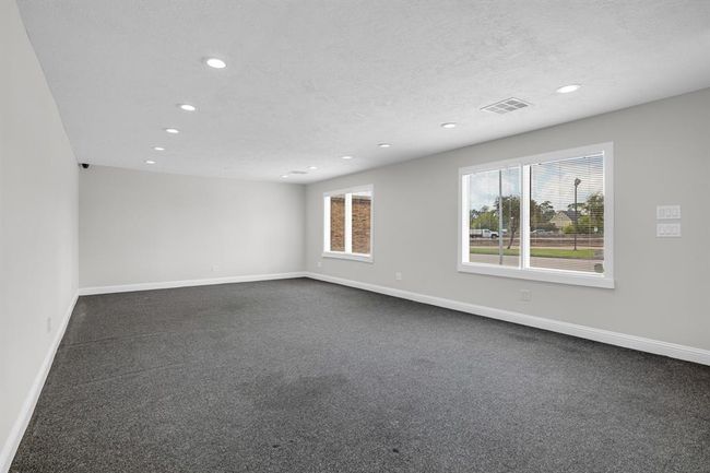 3743 Erie St, House other with 2 bedrooms, 2 bathrooms and null parking in Houston TX | Image 6