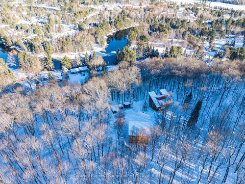 869 N Mary Lake Rd, Huntsville, ON, P1H1S4 | Card Image