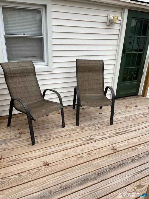 657 Naugatuck Ave, Milford, CT, 06461-4062 | Card Image