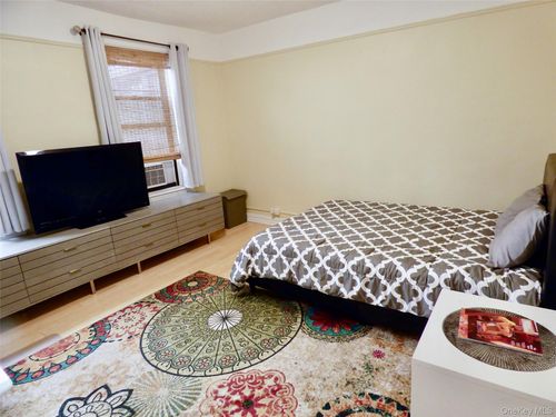 apt-5d-941 Jerome Ave, Bronx, NY, 10452-5709 | Card Image