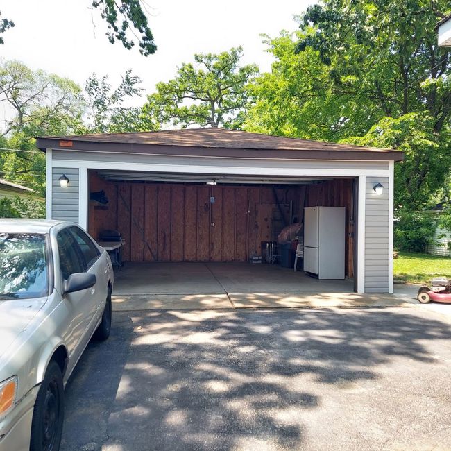 1330 Walnut St, House other with 3 bedrooms, 2 bathrooms and 2 parking in Waukegan IL | Image 24
