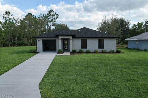 27487 Sunset Dr, Punta Gorda, FL, 33955-2327 | Card Image