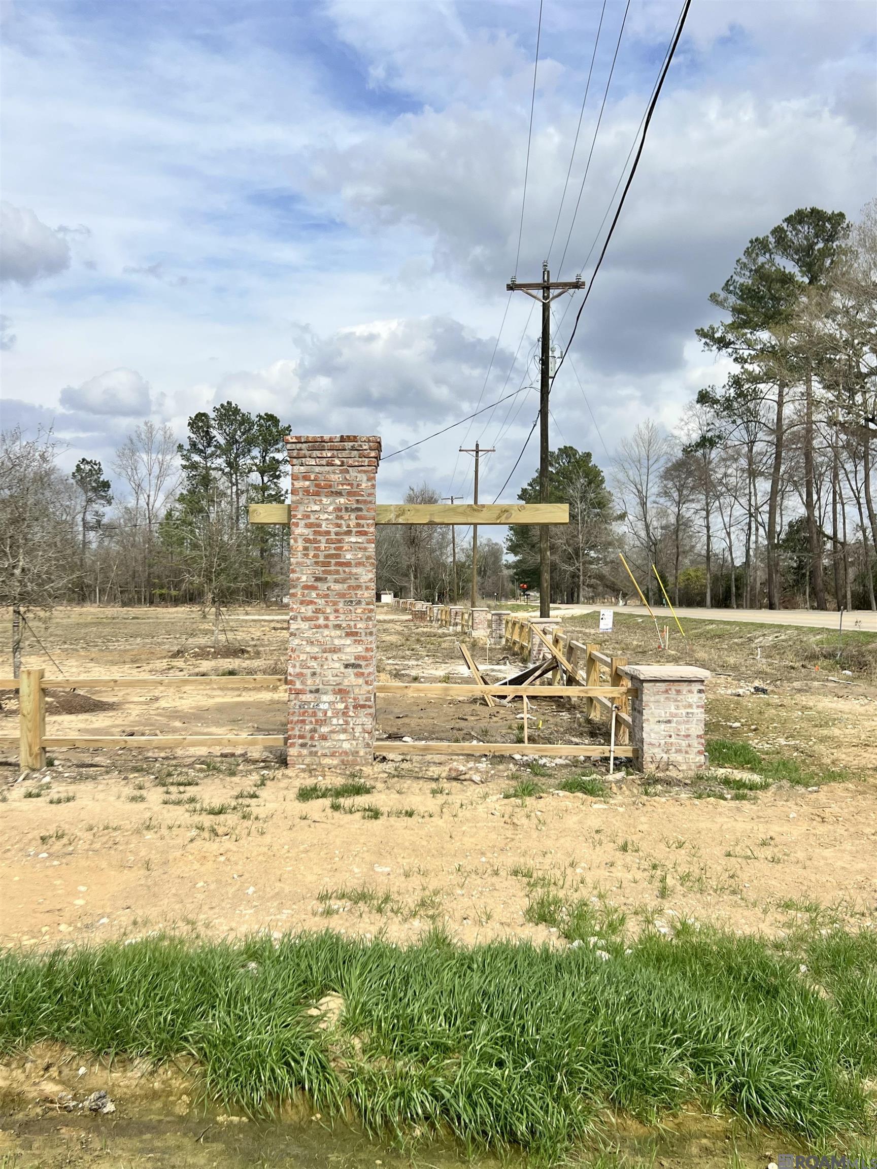 Land in Livingston 2