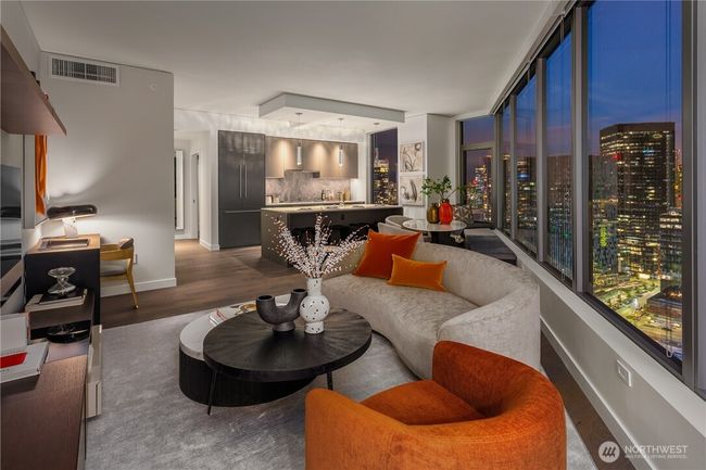 Licensed photo from prior model #2704 | Image 16