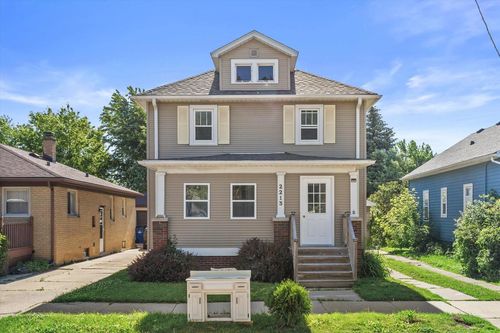 2213 Carlilse Avenue, RACINE, WI, 53404 | Card Image