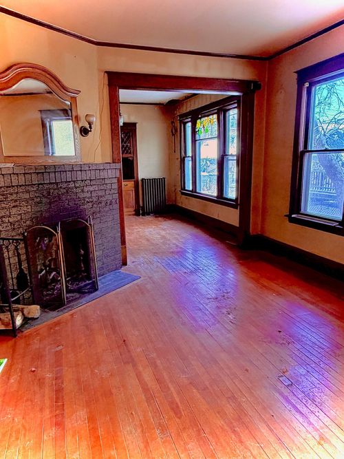 2909 2nd Ave S, Minneapolis, MN, 55408-2428 | Card Image