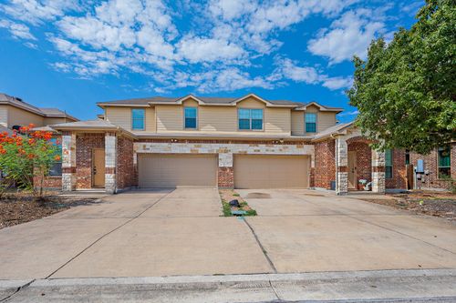 118 Creekside Villa Dr, Kyle, TX, 78640-6440 | Card Image