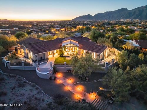 4050 N Circulo Manzanillo, Tucson, AZ, 85750-1879 | Card Image