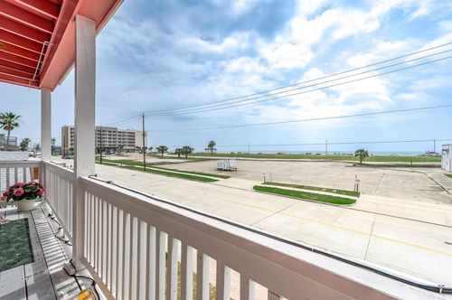 2-3412 Avenue S, Galveston, TX, 77550 | Card Image