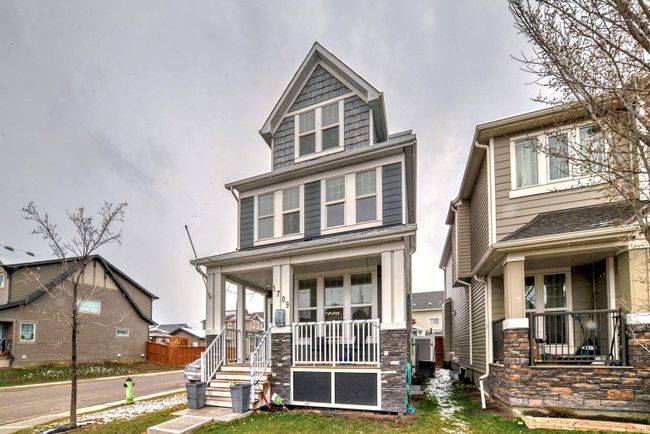 1709 Legacy Circle Se, Home with 5 bedrooms, 4 bathrooms and 2 parking in Calgary AB | Image 2