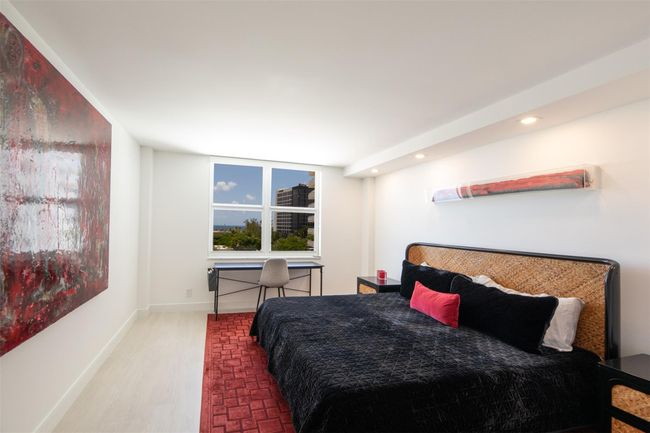 APT-404 - 1 Las Olas Cir, Condo with 2 bedrooms, 2 bathrooms and null parking in Fort Lauderdale FL | Image 18