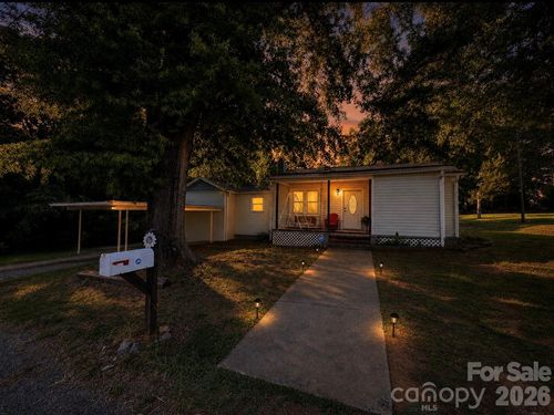 525 Shinn Cir, Norwood, NC, 28128-6420 | Card Image