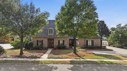 145 Cedar Woods Cv, Madison, MS, 39110-6505 | Card Image