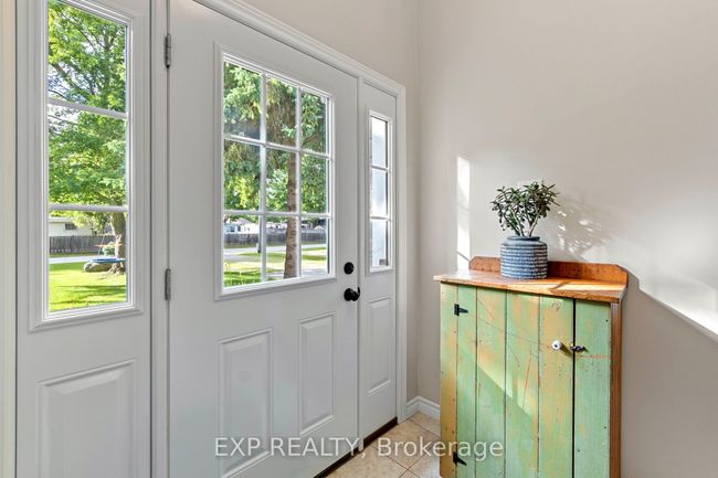 8033 Willsie Line, House other with 4 bedrooms, 2 bathrooms and 4 parking in Thedford ON | Image 8