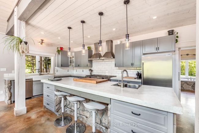 62 Cape Hurd Road, House other with 3 bedrooms, 3 bathrooms and 10 parking in Northern Bruce Peninsula ON | Image 4