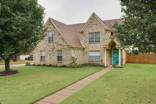 240 Magnolia Garden Ln, Oakland, TN, 38060-4196 | Card Image