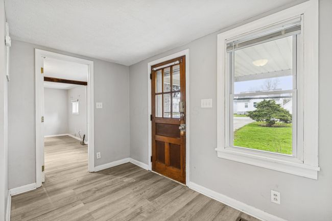 108 S 8 Th St, Home with 0 bedrooms, 0 bathrooms and 6 parking in Hebron OH | Image 6