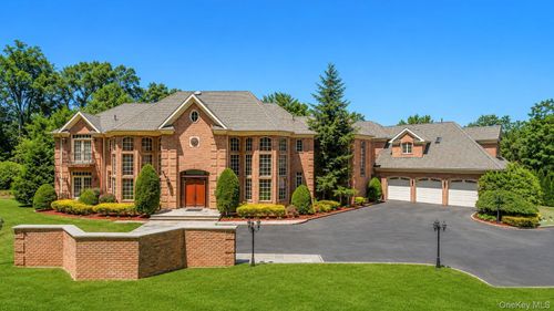 250 Cove Rd, Oyster Bay, NY, 11771-3403 | Card Image
