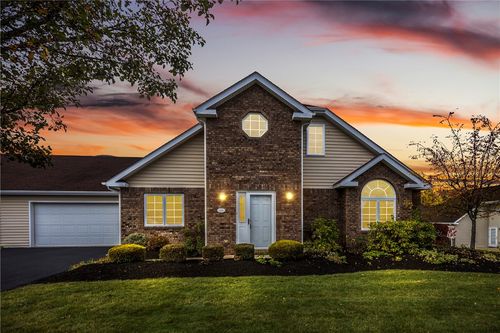 68 Nicholas Dr, Brighton Twp, PA, 15009-9404 | Card Image